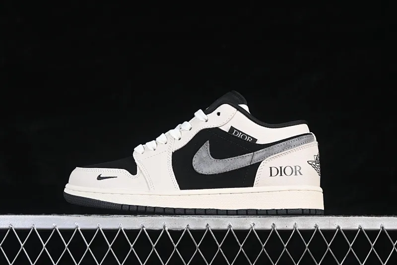 All categories Air Jordan Jordan series basketball shoes Air Jordan 1 Low High-end customized low-top sneakers Air Jordan 1 Low AJ1 Joe 1 Dior joint black and gray high-end customized low-top retro basketball shoes LD8888-012